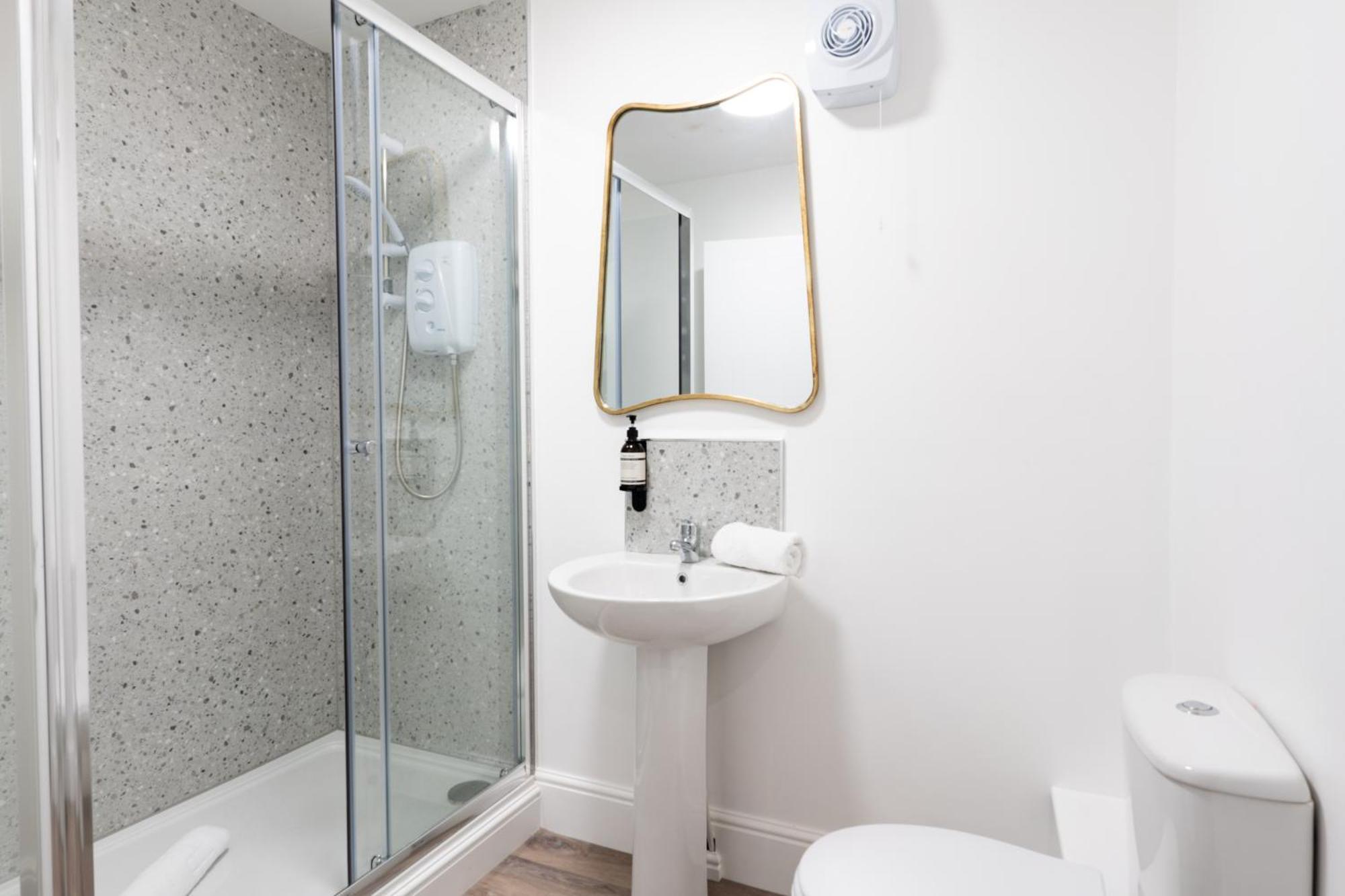 Wellington Place I Your Apartment Bristol Ngoại thất bức ảnh