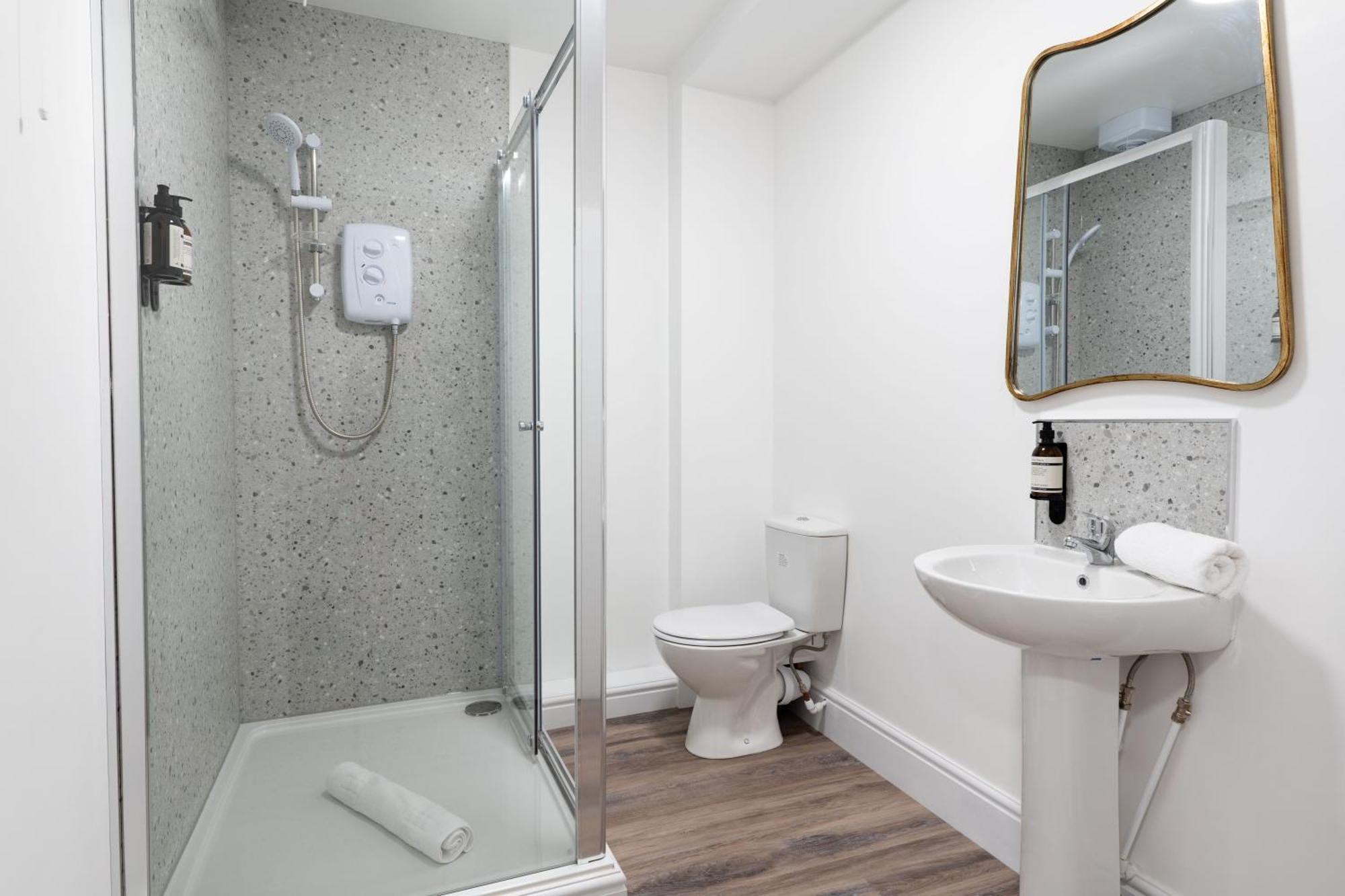 Wellington Place I Your Apartment Bristol Ngoại thất bức ảnh